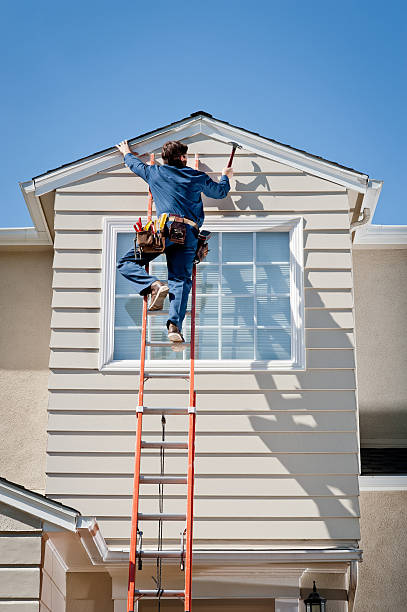 Affordable siding repair and maintenance services in North Laurel, MD